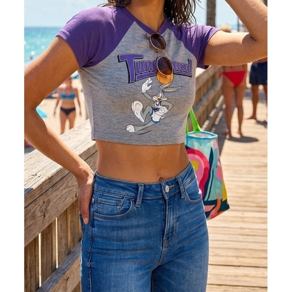 🏀 Y2K Tune Squad Cropped Baby Tee Bugs Bunny Raglan Indie Sleaze Streetwear XS